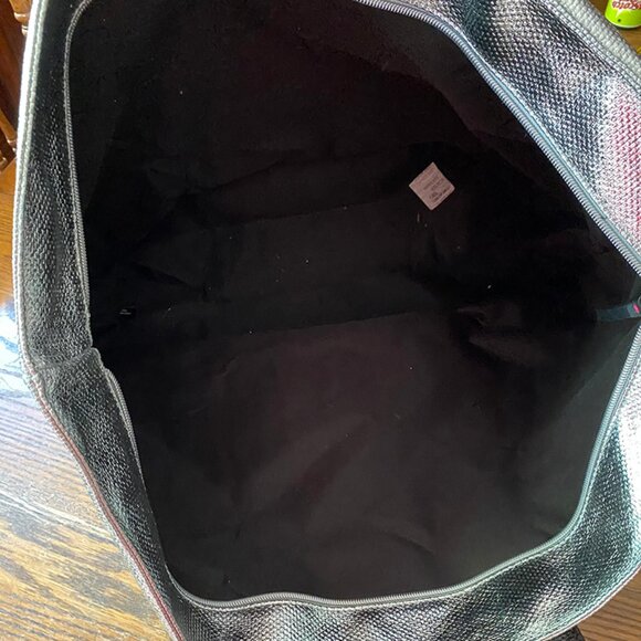 Victoria’s Secret 2017 Limited Edition Weekender Shiny Silver Fabric Tote Bag - Picture 2 of 3